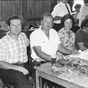 Mona Vale - Jagnje na Raznju 3 Petar Mrkic (centre)